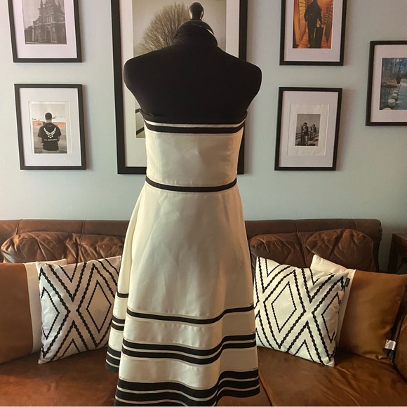 NWT Ann Taylor Black/White Stripe Strapless Tube Dress 8 Petite - Picture 2 of 11